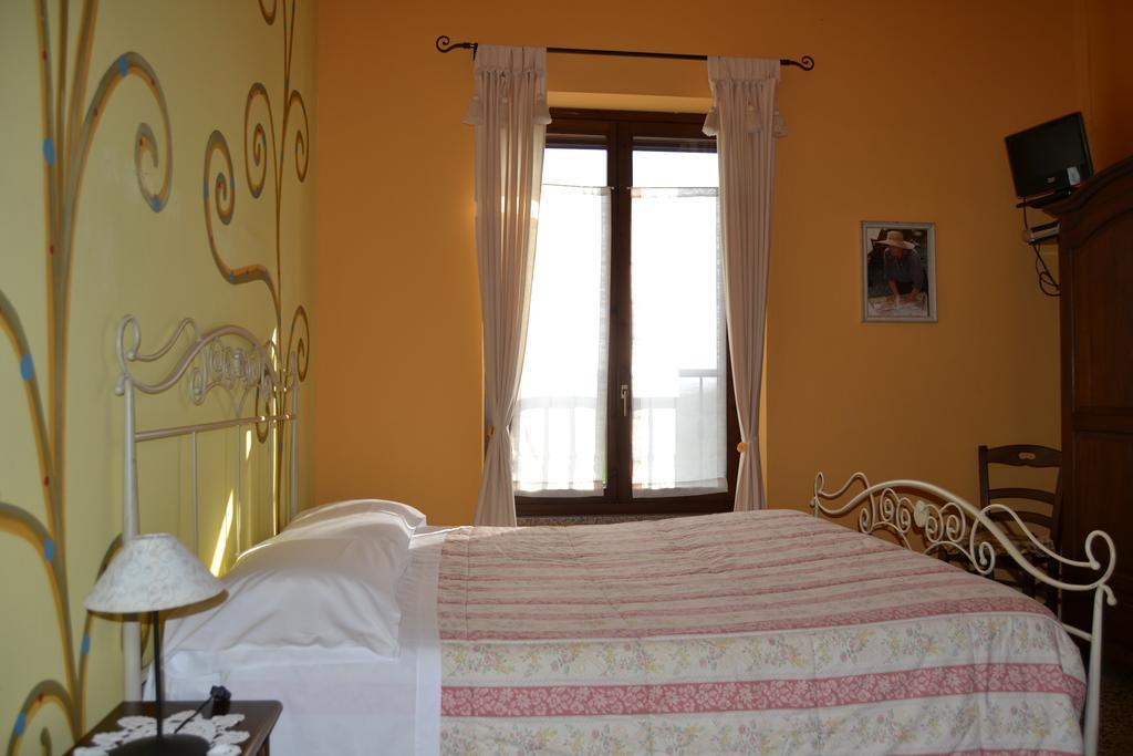 Agriturismo La Mussia Castelnuovo  Extérieur photo